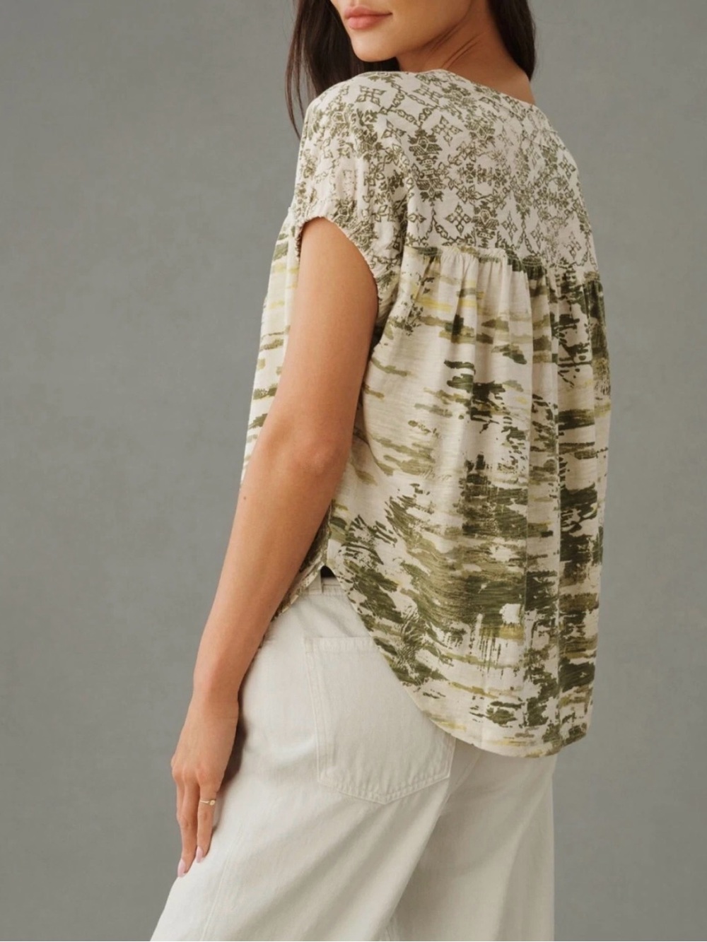 Anthropology Pilcro Green Printed Short Sleeve Ruched Henley Tee Size Small